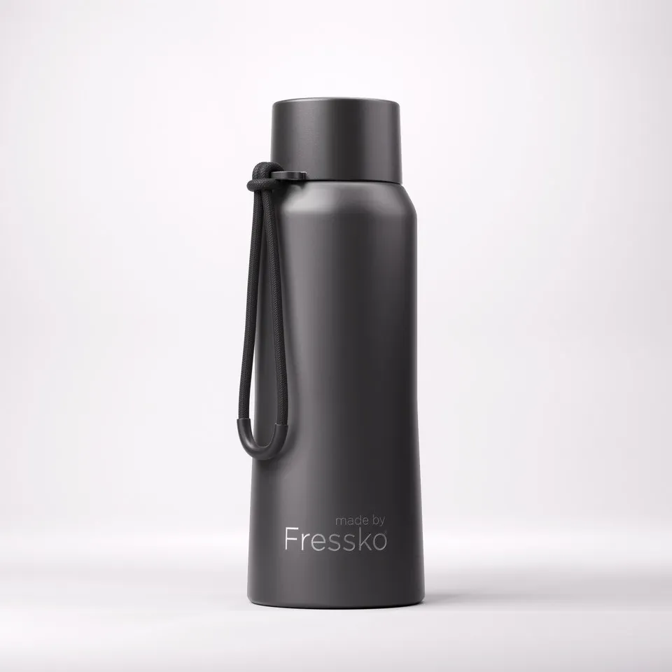Fressko Core bottle in Coal